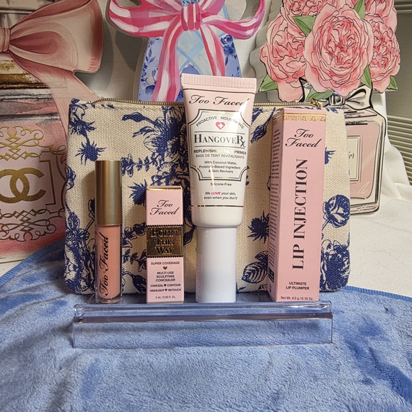Too Faced Bundle & Zipper Pouch Set - - Picture 1 of 6